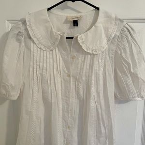 White Universal Thread peasant blouse.